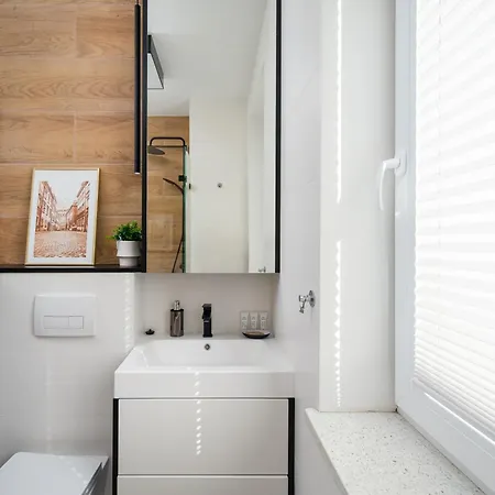 Apartman Ursus Deluxe By Bookinghost