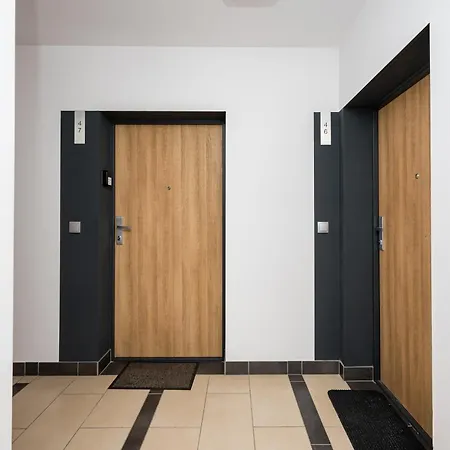 Ursus Deluxe By Bookinghost Βαρσοβία